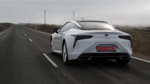 La prima coupè ibrida di Lexus: nuova LC Hybrid - image 022304-000206410-500x280 on https://motori.net