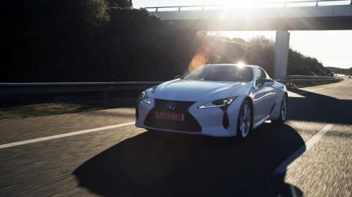La prima coupè ibrida di Lexus: nuova LC Hybrid - image 022304-000206412-500x280 on https://motori.net
