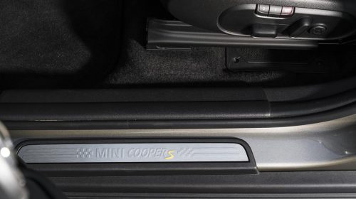 MINI Cooper S E Countryman ALL4: il primo modello ibrido plug-in - image 022403-000207053-500x280 on https://motori.net
