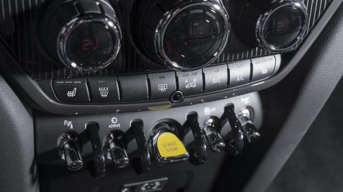 MINI Cooper S E Countryman ALL4: il primo modello ibrido plug-in - image 022403-000207054-500x280 on https://motori.net