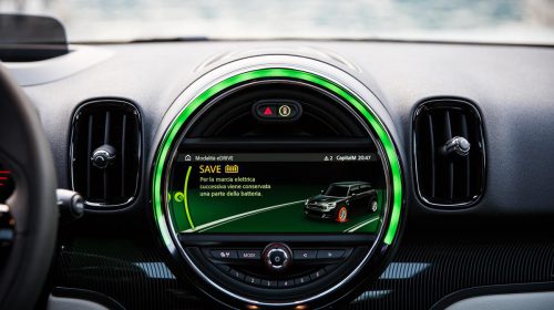 MINI Cooper S E Countryman ALL4: zero emissioni quando vuoi - image 022499-000207760-500x280 on https://motori.net