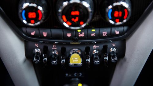 MINI Cooper S E Countryman ALL4: zero emissioni quando vuoi - image 022499-000207763-500x280 on https://motori.net