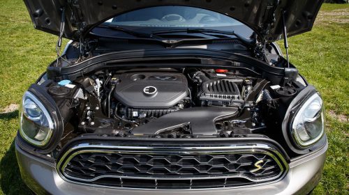 MINI Cooper S E Countryman ALL4: zero emissioni quando vuoi - image 022499-000207780-500x280 on https://motori.net