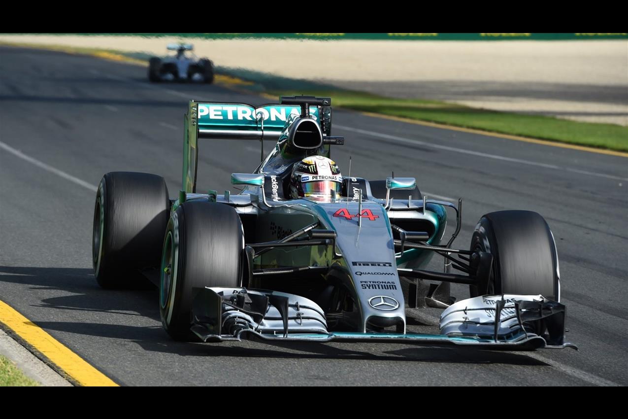 Hamilton si aggiudica la prima gara della stagione di Formula 1 2015 - image 003665-000035164 on https://motori.net