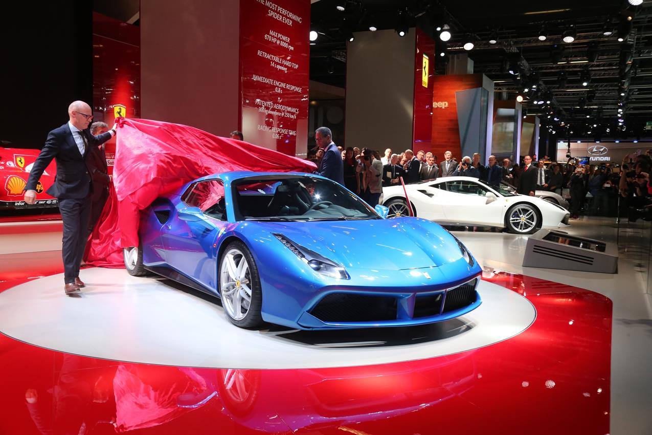 Ferrari al Salone di Francoforte 2015 - image 012218-000109387 on https://motori.net