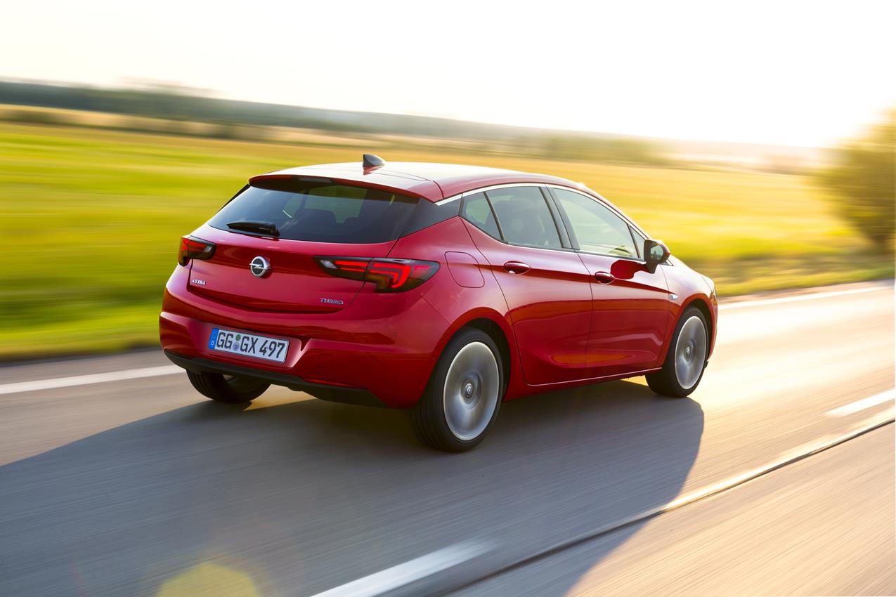 Auto dell'anno 2016: Opel Astra tra i sette finalisti - image 014471-000131444 on https://motori.net