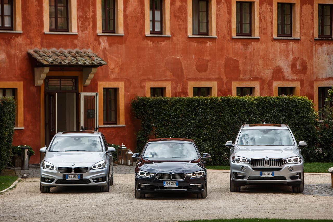 La famiglia BMW iPerformance si ricarica da QC Terme - image 021829-000203762 on https://motori.net
