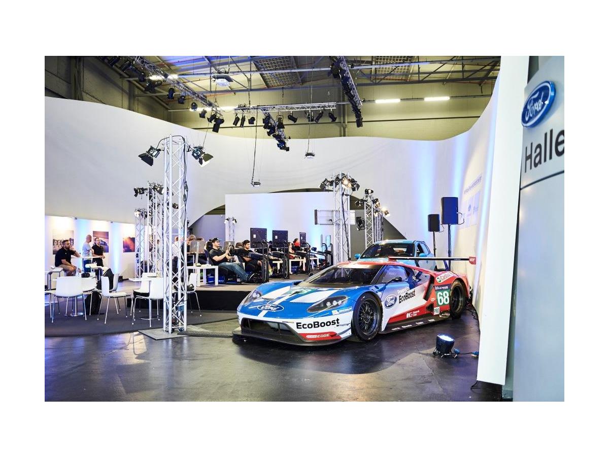 Cinque ‘gamer’ alla guida della Ford GT per 48 ore a Le Mans - image 021967-000204689 on https://motori.net