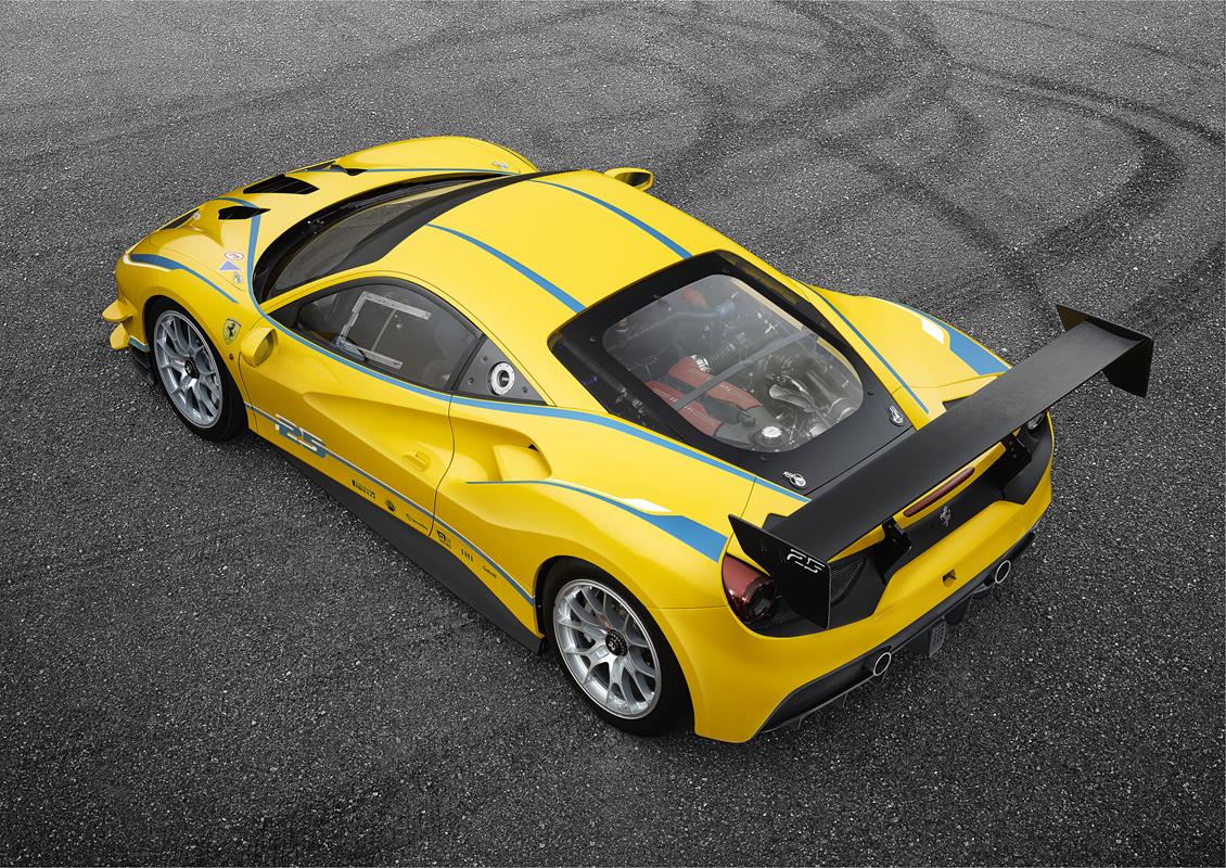 Svelata la Ferrari 488 Challenge alle Finali Mondiali a Daytona - image 022167-000205855 on https://motori.net