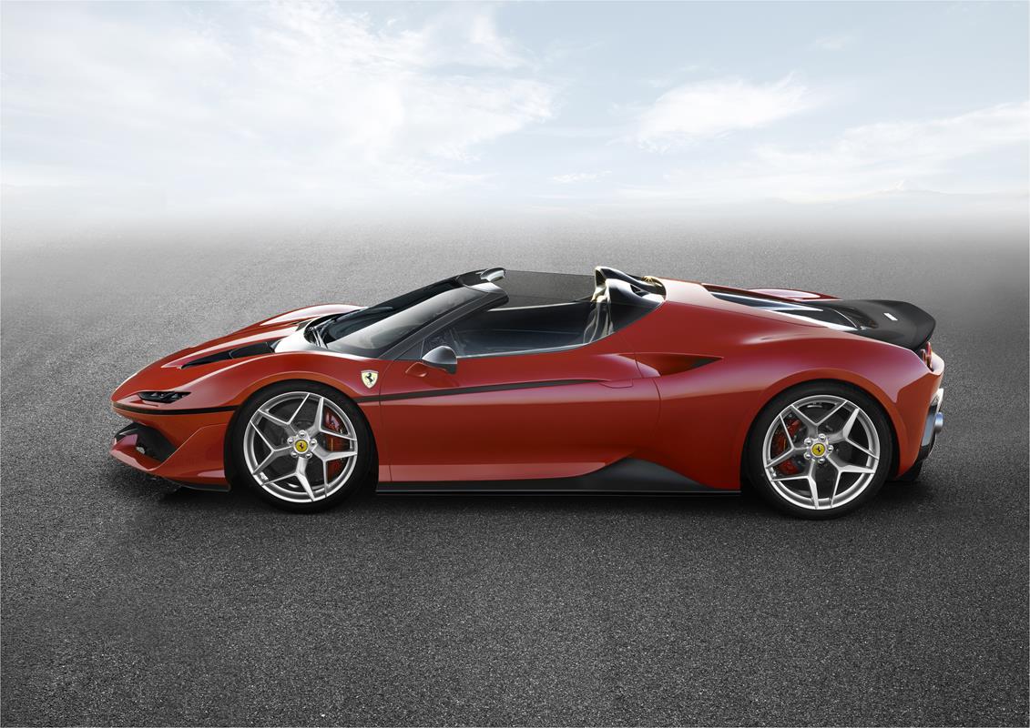 La nuova Ferrari J50 svelata a Dicembre - image 022211-000206043 on https://motori.net