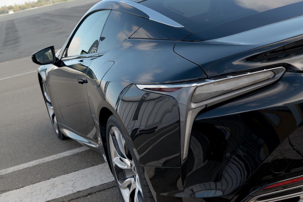 La prima coupè ibrida di Lexus: nuova LC Hybrid - image 022304-000206408 on https://motori.net