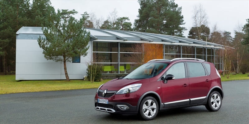 Catalogo Renault Scenic X-Mod Cross Mini MPV 2014 - image 27470_1_big on https://motori.net