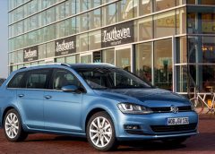 Catalogo Volkswagen Golf Berlina 2v Tech&Sound 2014 - image 27770_1_big-240x172 on https://motori.net