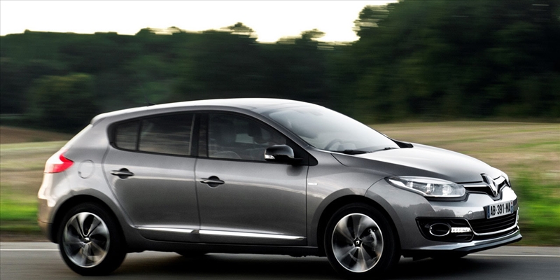 Libretto d'Uso e Manutenzione Renault Mégane Station Wagon 2015 - image 28533_1_big on https://motori.net