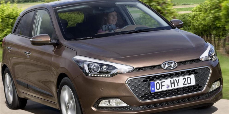 Listino prezzi Hyundai i20 Berlina 2v 2015 - image 29124_1_big on https://motori.net