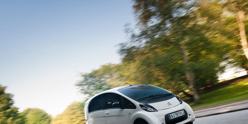 Listino prezzi Citroën C-Zero Micro Car 2014 - image 29286_1_big on https://motori.net