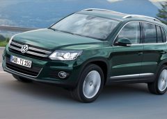 Listino prezzi Volkswagen Touareg 2017 - image 31096_1_big-240x172 on https://motori.net