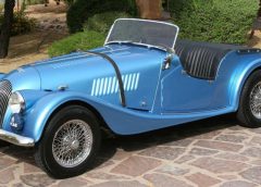 Listino prezzi Morgan Roadster Roadster 2017 - image 31281_1_big-240x172 on https://motori.net