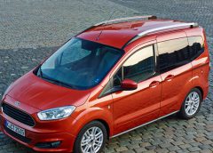 Listino prezzi Ford B-Max 2017 - image 31392_1_big-240x172 on https://motori.net