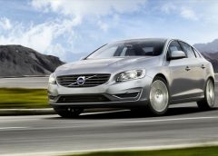 Catalogo Volvo V40 2017 - image 31481_1_big-240x172 on https://motori.net