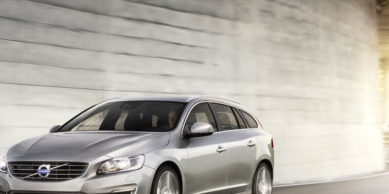 Catalogo Volvo V60 Station Wagon 2017 - image 31485_1_big on https://motori.net