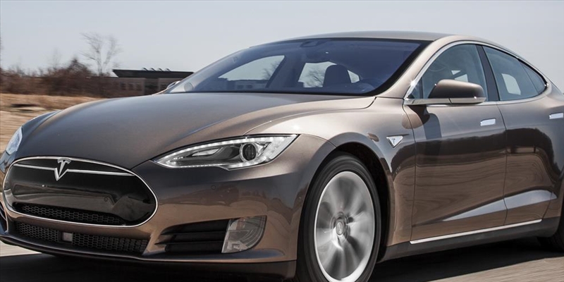 Catalogo Tesla Model S 2017 - image 31538_1_big on https://motori.net
