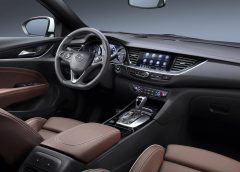 Il SUV giusto per completare la grande offensiva di prodotto - image Opel-Insignia-Infotainment-503314-240x172 on https://motori.net