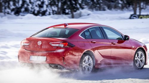 Opel Insignia: specialista in trazione - image Opel-Insignia-GSi-505936-500x280 on https://motori.net