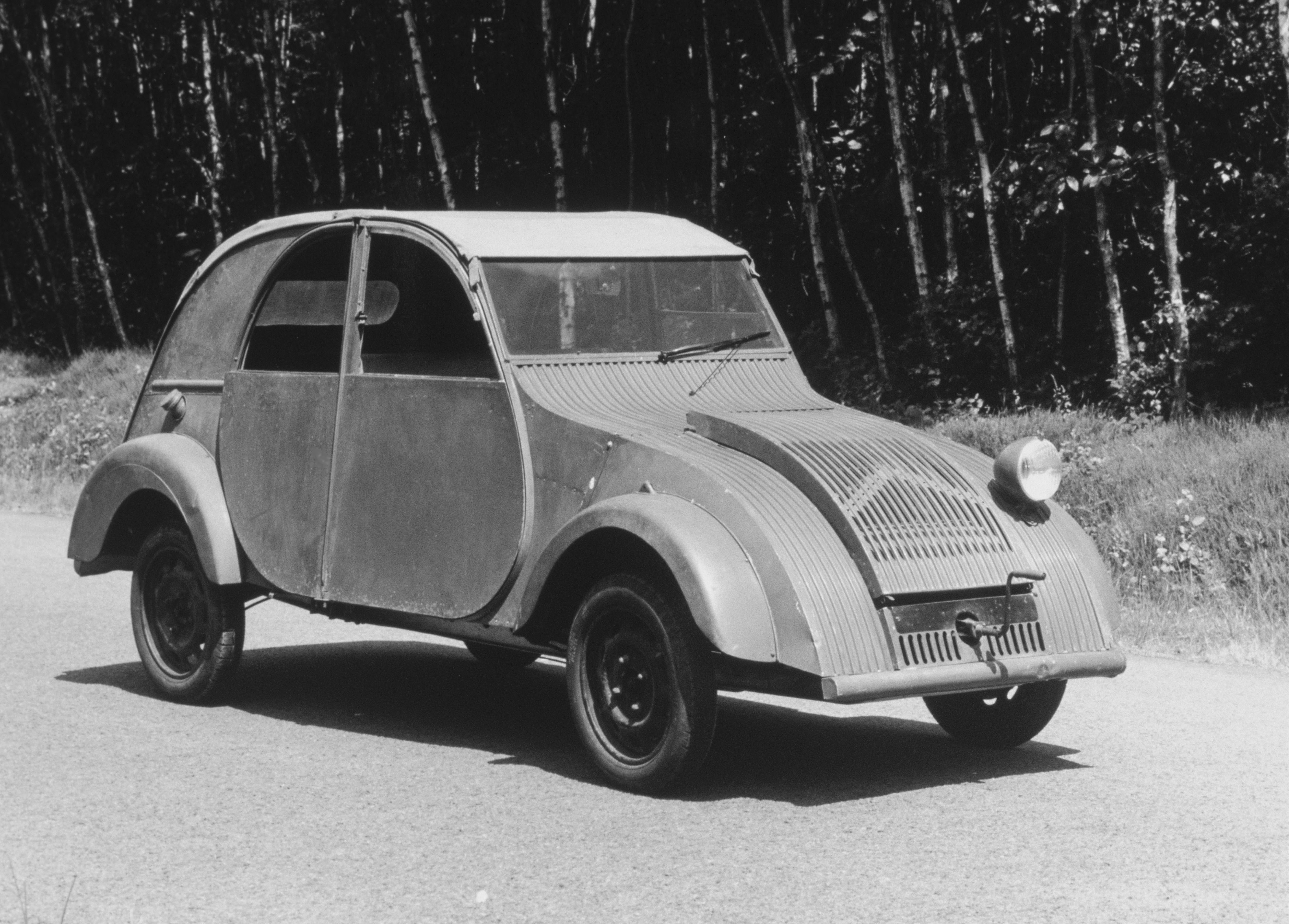 Opel Grandland X Hybrid Plug-in anche con trazione anteriore - image Prototipo-TPV-del-1939-foto-2 on https://motori.net