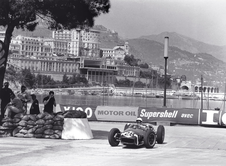 Entrare nel mondo Audi non è mai stato così facile - image Moss-GP-Monaco-1960 on https://motori.net