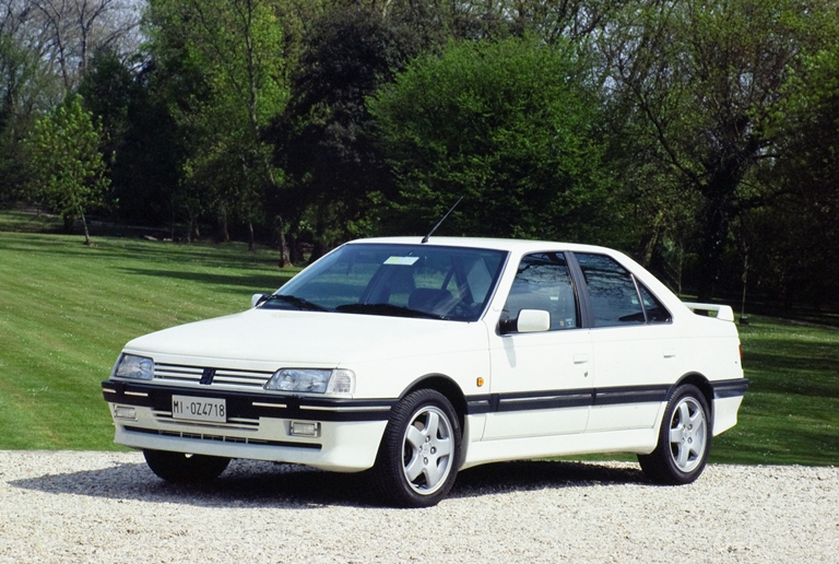 15 anni fa Opel Astra scopre l’ibrido bimodale - image PEUGEOT-405-T16 on https://motori.net