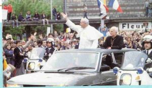 La Peugeot 604 Limousine di papa Giovanni Paolo II