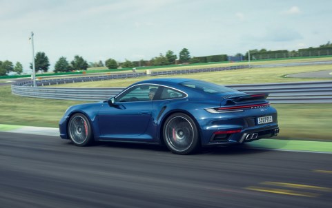 Porsche 911 Turbo: uno standard di riferimento da ben 45 anni - image P20_0371_a5_rgb on https://motori.net