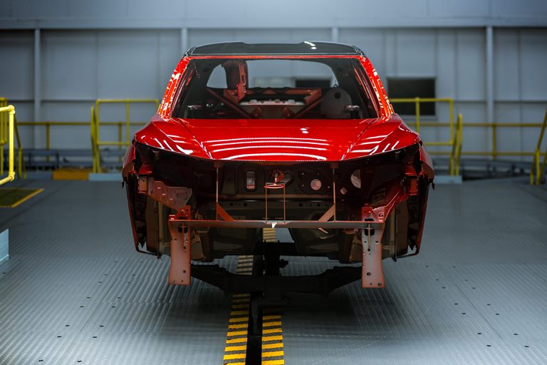 Audi R8 Green Hell: nata nell’Inferno Verde - image nissan-juke-2-tone-paint-process-7-source on https://motori.net