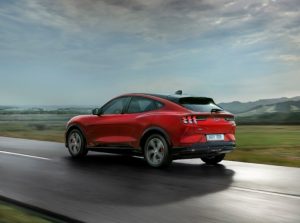 La Mustang torna in Europa con la Mach-E a zero emissioni