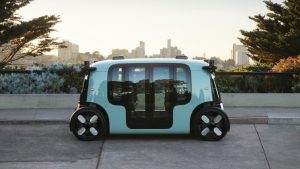 Guida autonoma: arriva il RoboTaxi