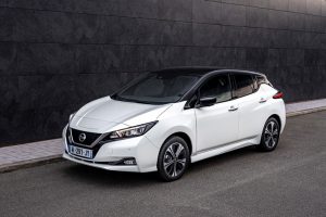 Nissan presenta la versione speciale Leaf10