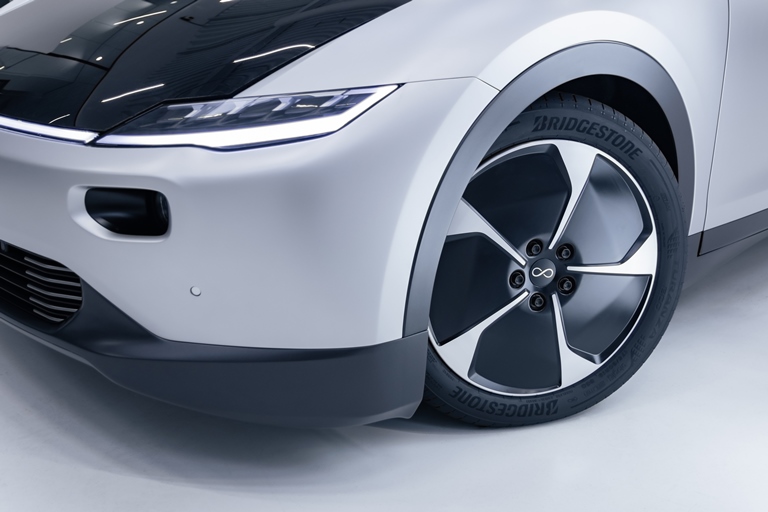 Michelin sempre prima - image Bridgestone-x-Lightyear on https://motori.net