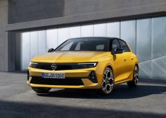 Bosch amplia la gamma di veicoli elettrici - image Opel-Astra-240x172 on https://motori.net