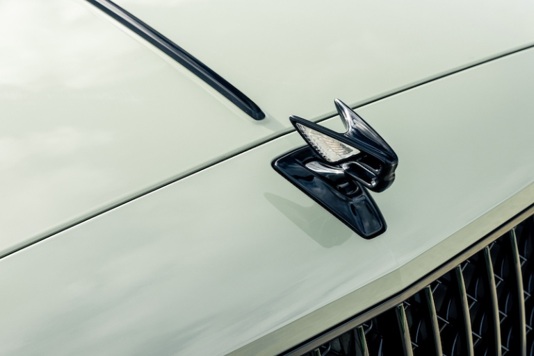 Bentley celebra i 40 anni dei suoi motori turbo - image heritage_paint_-_4_-_sage_green on https://motori.net