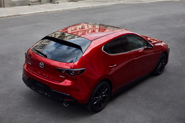 Car Design Award 2021 a Peugeot - image Mazda3 on https://motori.net
