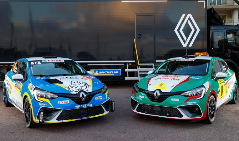 Seb1 v/s Seb2 - image Renault-Clio-2022-Monte-Carlo-Rally on https://motori.net