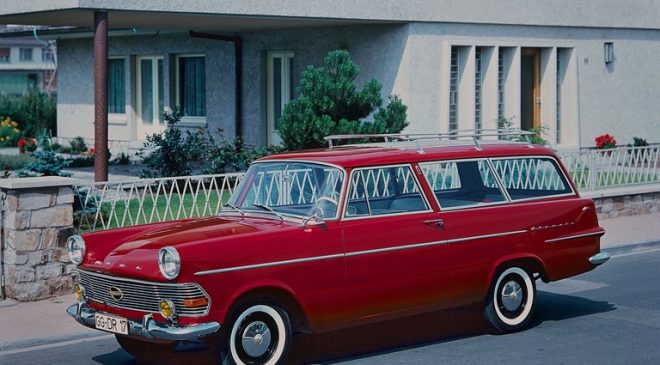 Opel station wagon - image Opel-Rekord-Caravan-660x365 on https://motori.net