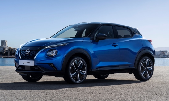 Sparco con M-Sport - image nissan-juke-hybrid-blue on https://motori.net