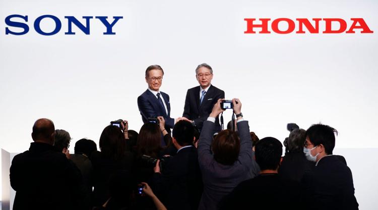 La congiura degli innocenti - image Press-conf-Sony_Honda on https://motori.net