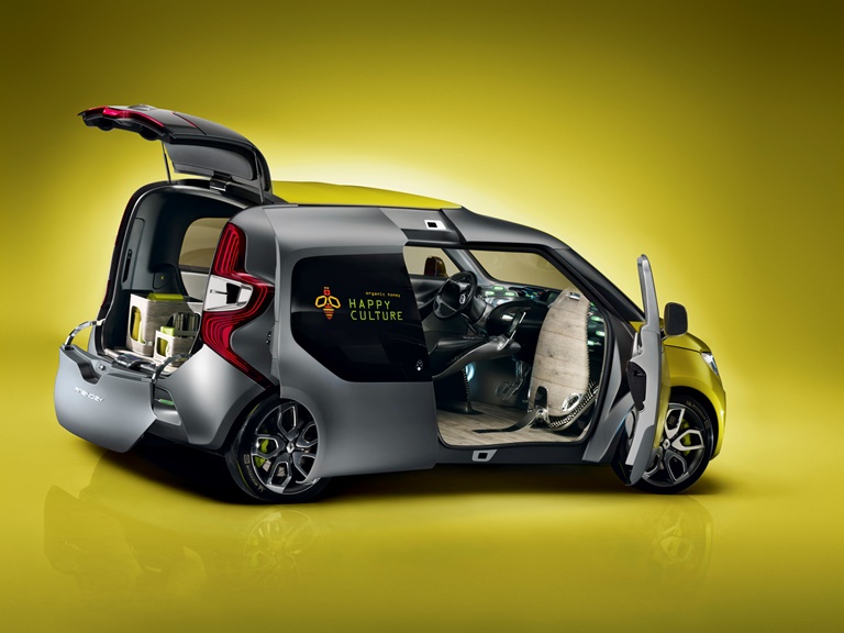 Nuovi trattamenti Innovacar per il car detailing - image 2022-Story-Renault-Open-Sesame-All-new-Kangoo-Van-is-still-blazing-new-trails on https://motori.net
