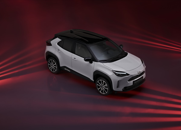 Sarà prodotto in Inghilterra il FIAT Professional Scudo - image 2022-Toyota-Yaris-Cross-GR-Sport on https://motori.net