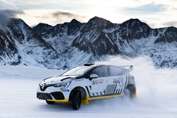 Hankook nuovo partner Lamborghini Squadra Corse - image Clio_Rally3 on https://motori.net