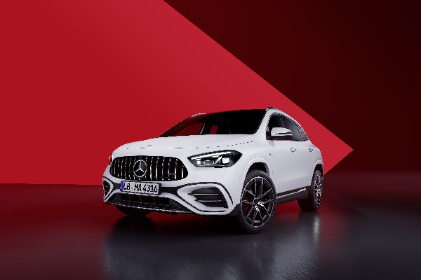BMW conferma l’impegno nella tecnologia fuel cell - image Mercedes-GLA on https://motori.net
