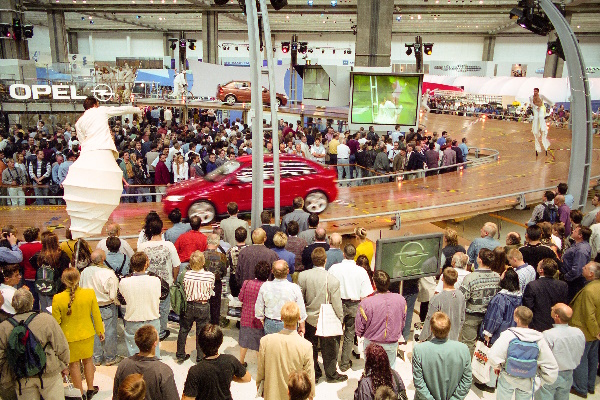 25 anni fa il lancio di Opel Astra G - image Opel-Astra-G-presentazione on https://motori.net